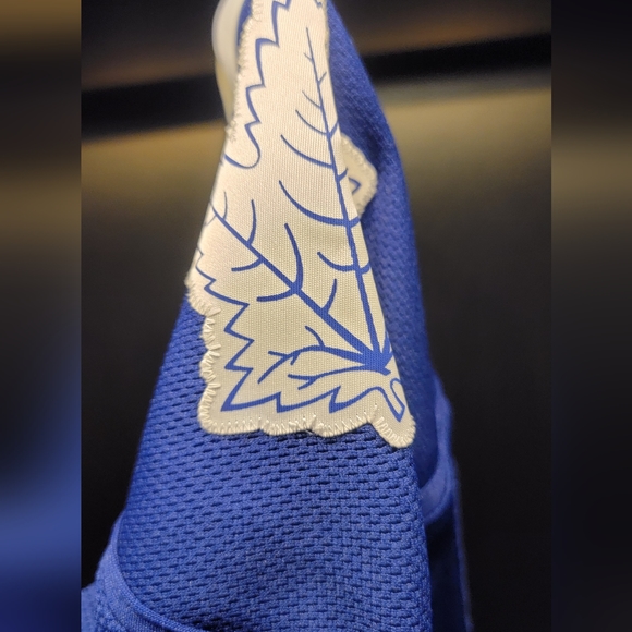 BNWT Toronto Maple Leafs Joffrey Lupul Jersey - Picture 4 of 9